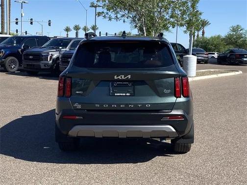 2022 Kia Sorento SX