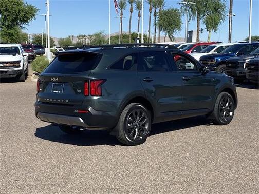 2022 Kia Sorento SX