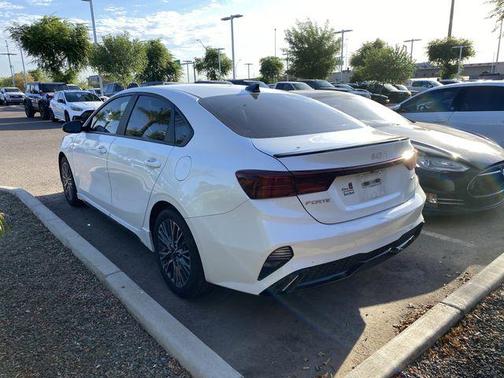 Snow White Pearl 2024 Kia Forte GT-Line
