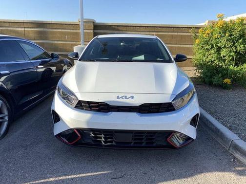 Snow White Pearl 2024 Kia Forte GT-Line