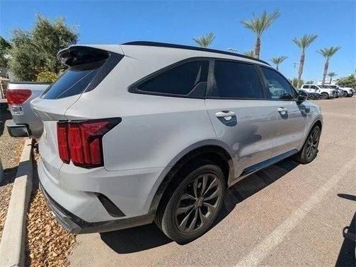 2022 Kia Sorento SX