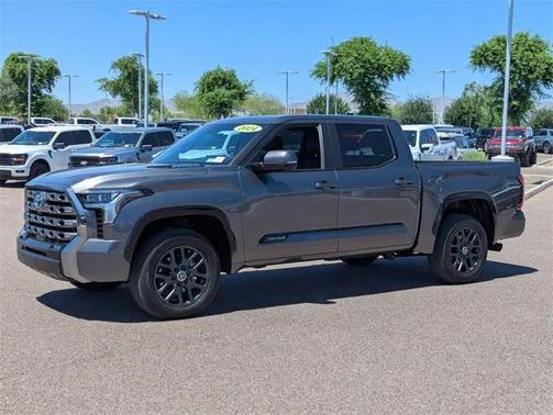 2024 Toyota Tundra Hybrid Platinum