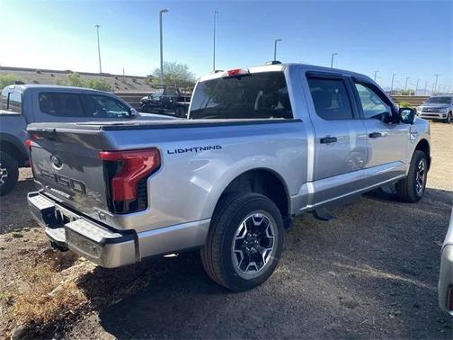 2022 Ford F-150 Lightning XLT