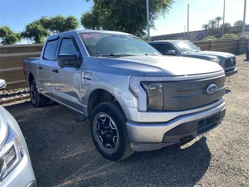 2022 Ford F-150 Lightning XLT