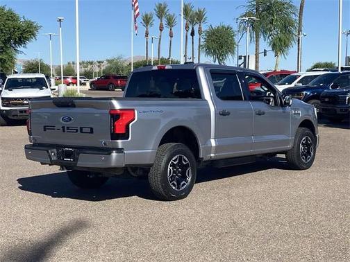 2022 Ford F-150 Lightning XLT