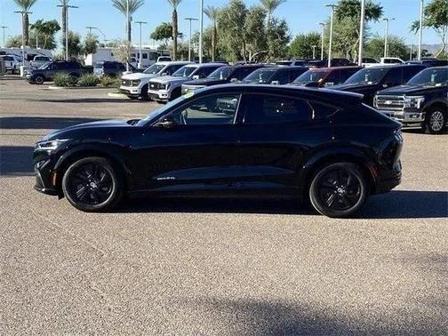 2022 Ford Mustang Mach-E California Route 1