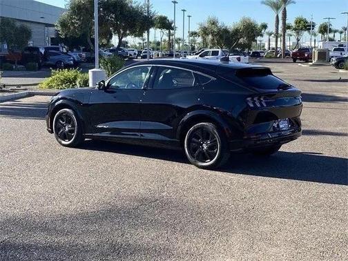 2022 Ford Mustang Mach-E California Route 1