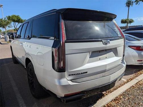 2021 Cadillac Escalade ESV Sport Platinum