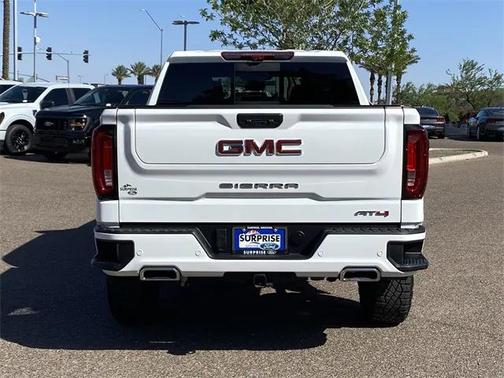 2024 GMC Sierra 1500 AT4