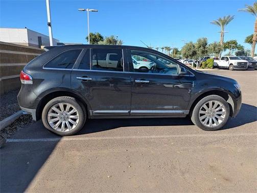 2014 Lincoln MKX Base