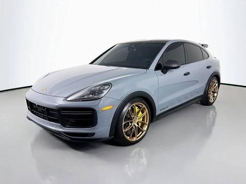 Arctic Grey 2022 Porsche Cayenne