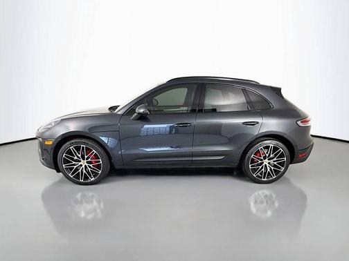 Vulcano Gray Metallic 2024 Porsche Macan
