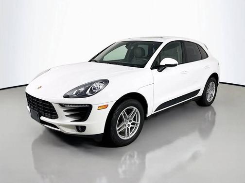 2017 Porsche Macan 