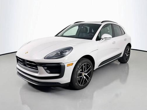 2025 Porsche Macan 