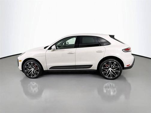 2022 Porsche Macan 
