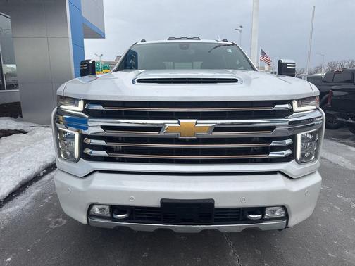 2022 Chevrolet Silverado 3500 High Country