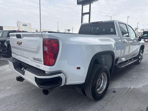 2022 Chevrolet Silverado 3500 High Country