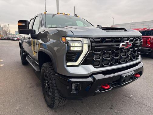 2026 Chevrolet Silverado 2500 Crew Cab, Standard Bed, XR2, 4WD