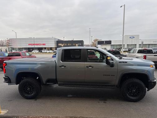 2026 Chevrolet Silverado 2500 Crew Cab, Standard Bed, XR2, 4WD
