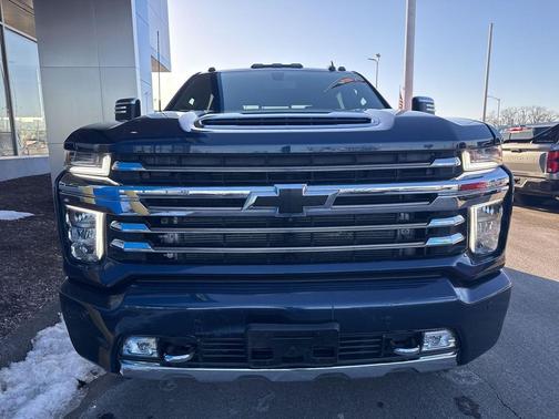 2022 Chevrolet Silverado 3500 High Country
