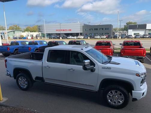2025 Chevrolet Silverado 2500 High Country