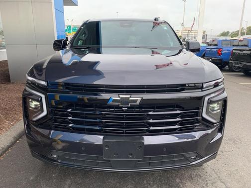 2025 Chevrolet Tahoe 4WD RST