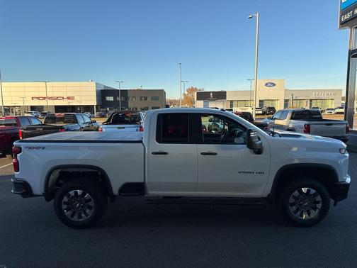 2022 Chevrolet Silverado 2500 Custom