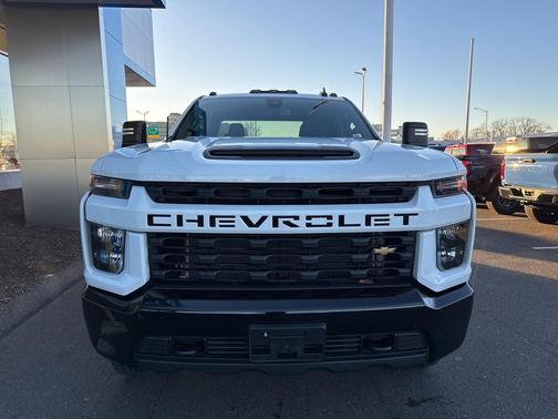2022 Chevrolet Silverado 2500 Custom
