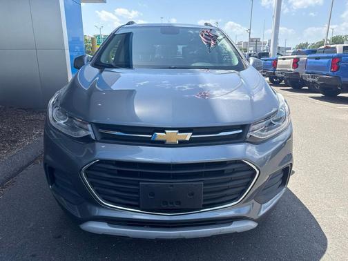 Satin Steel Metallic 2019 Chevrolet Trax LT
