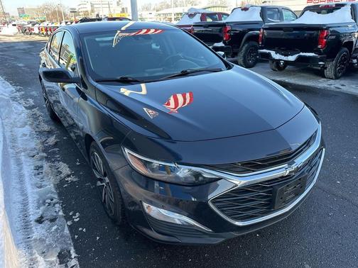 2022 Chevrolet Malibu FWD RS