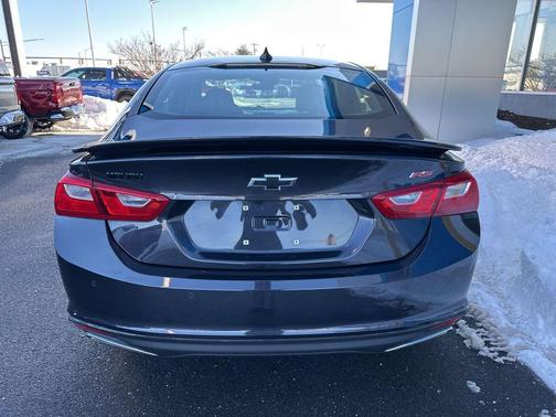 2022 Chevrolet Malibu FWD RS