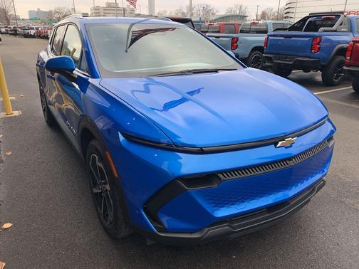 2026 Chevrolet Equinox EV LT