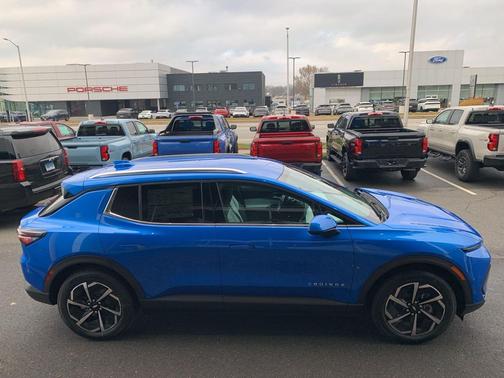 2026 Chevrolet Equinox EV LT