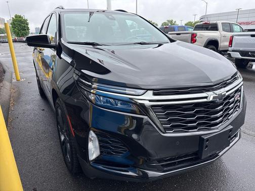 Mosaic Black Metallic 2022 Chevrolet Equinox FWD RS