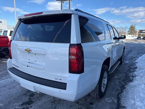 2019 Chevrolet Suburban LT