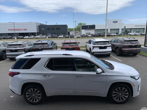 2022 Chevrolet Traverse Premier