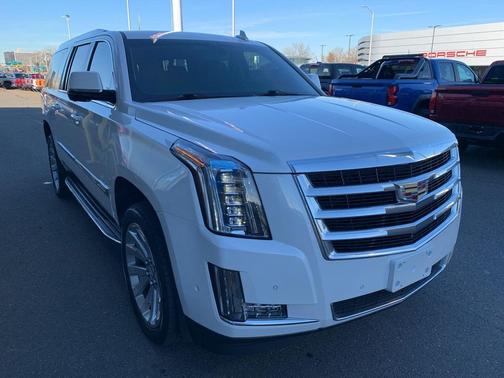 2017 Cadillac Escalade ESV Standard