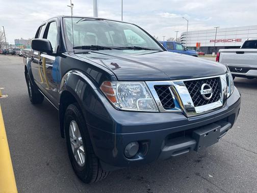 Arctic Blue Metallic 2019 Nissan Frontier SV
