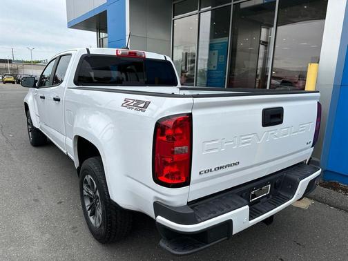 Summit White 2022 Chevrolet Colorado Z71