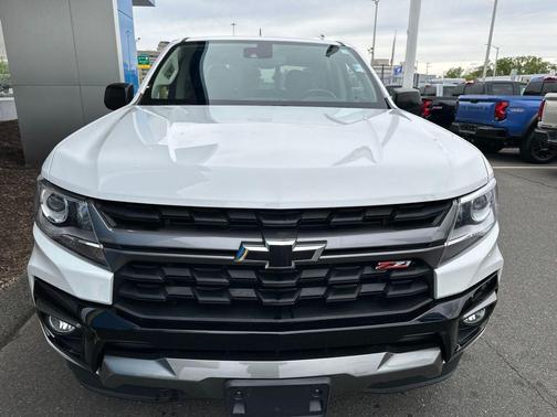 Summit White 2022 Chevrolet Colorado Z71