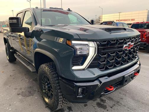 2026 Chevrolet Silverado 2500 Crew Cab, Standard Bed, XR2, 4WD