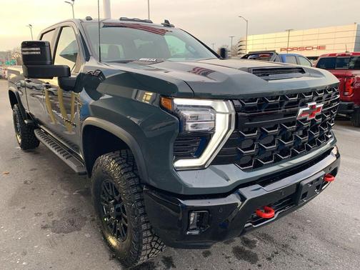 2026 Chevrolet Silverado 2500 Crew Cab, Standard Bed, XR2, 4WD