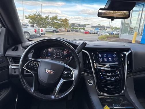 2019 Cadillac Escalade Platinum