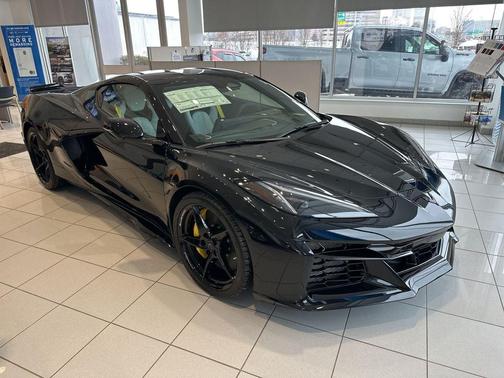 2026 Chevrolet Corvette E-Ray Coupe, 2LZ, RWD