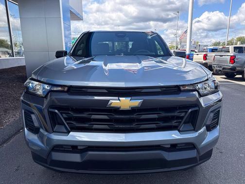 Sterling Gray Metallic 2026 Chevrolet Colorado LT