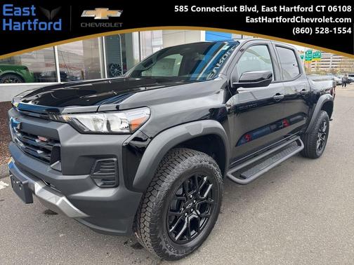 Black 2026 Chevrolet Colorado Trail Boss