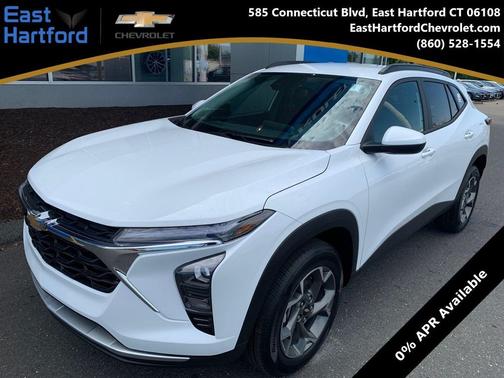 Summit White 2026 Chevrolet Trax LT