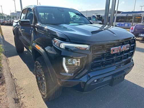 Onyx Black 2024 GMC Canyon Elevation
