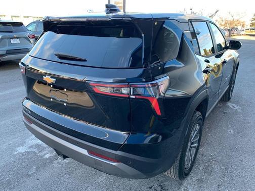 Black Metallic 2026 Chevrolet Equinox 1LT