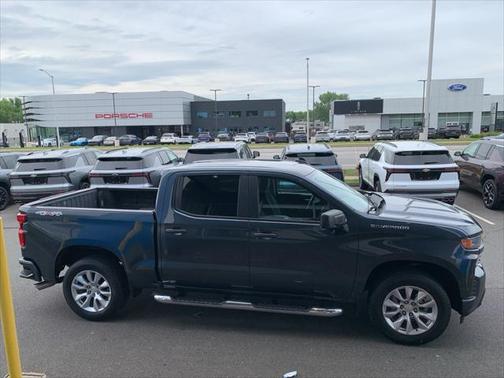 2019 Chevrolet Silverado 1500 Custom